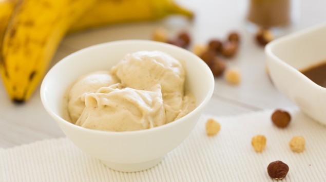 Nicecream, daneben Bananen