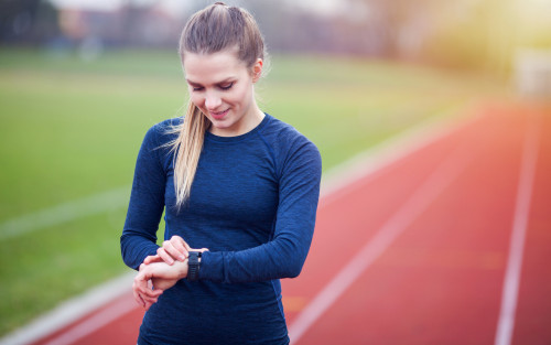 Ruhepuls Wie Messen Wann Zu Hoch Wann Zu Niedrig Onmeda De